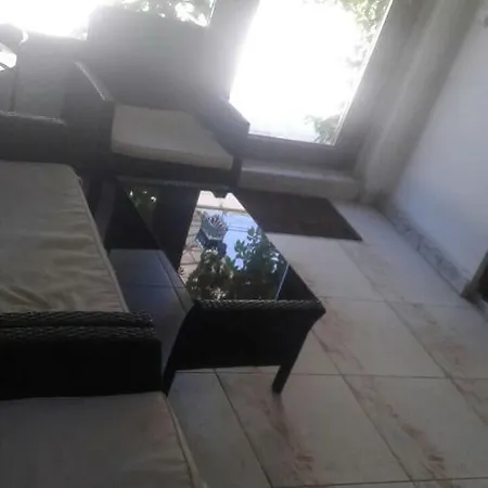 Πανσιόν Bulgary Village *